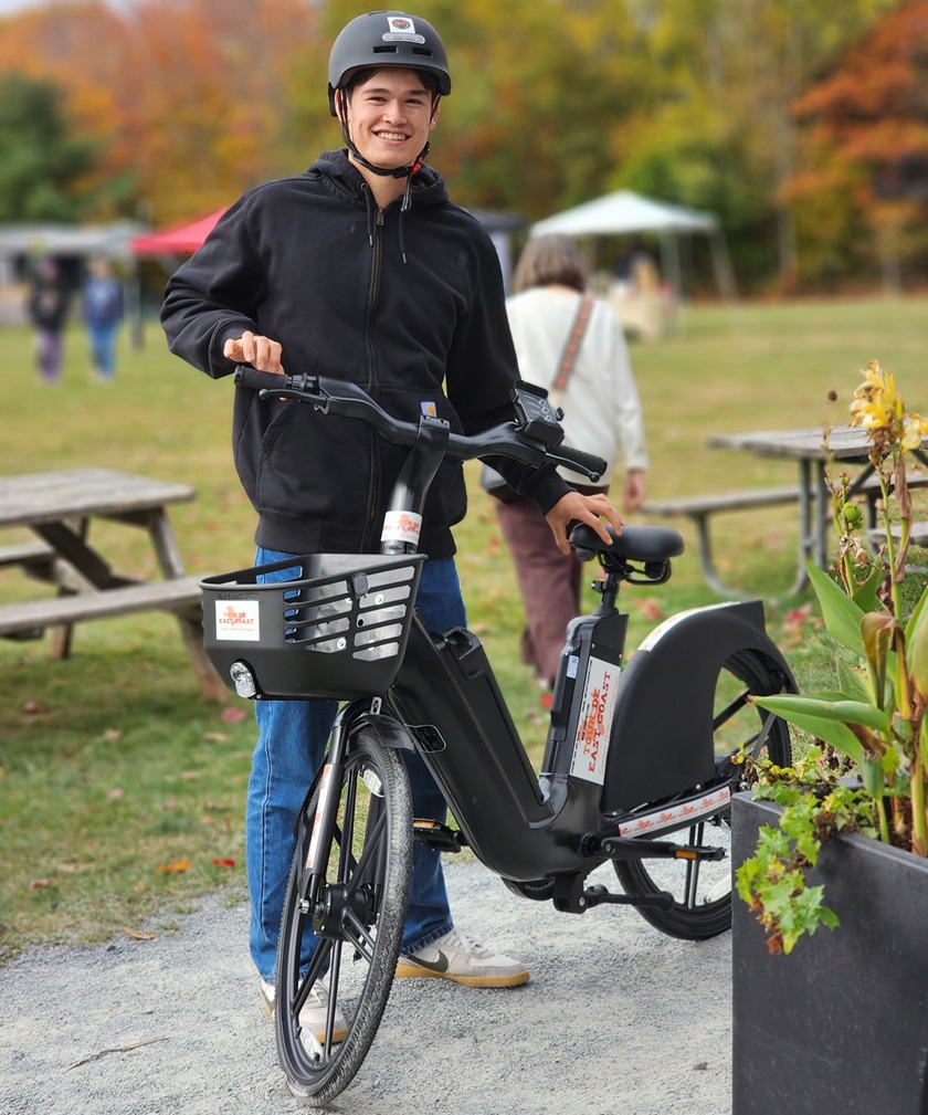 Man with tourdec bike